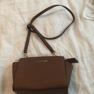 Michael Kors crossbody purse